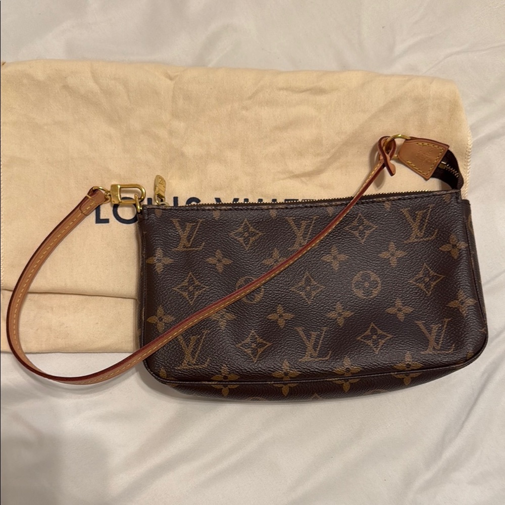 Louis Vuitton Brown Monogram Pochette Women's Bag